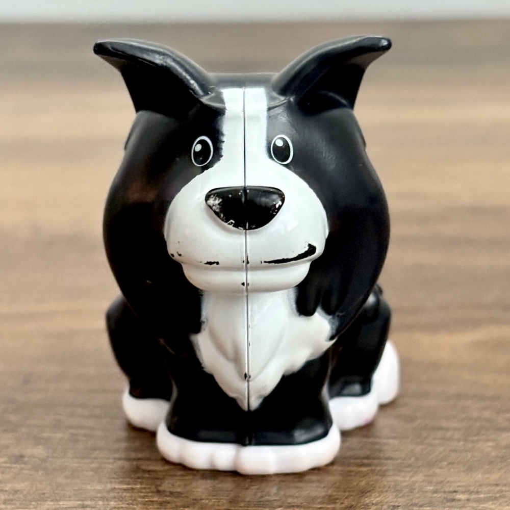 Fisher Price Little People Black White Puppy Dog Farm House Pet Toy Figure 2018